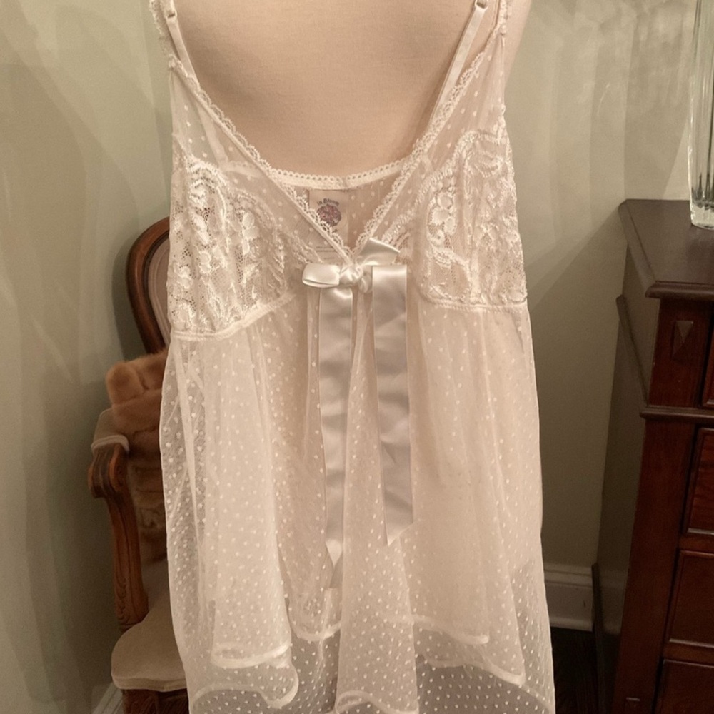 NWT In Bloom with JohnQuill nighty